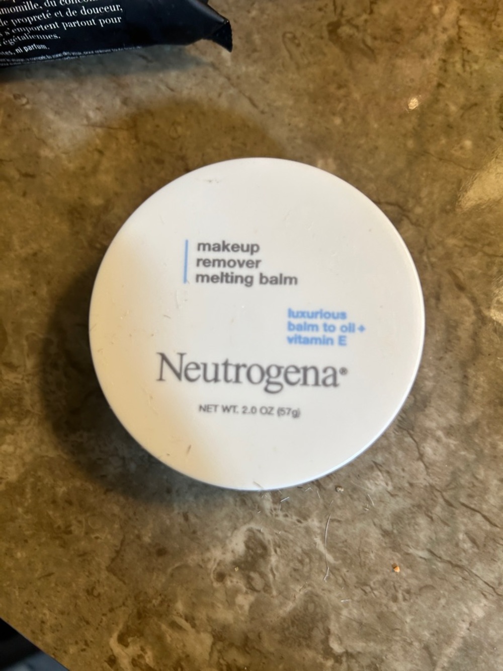 Neutrogena, Olay, Aveeno, Clinique, Garnier, FMG SkinCare and Eye Makeup Bundle - Picture 2 of 13